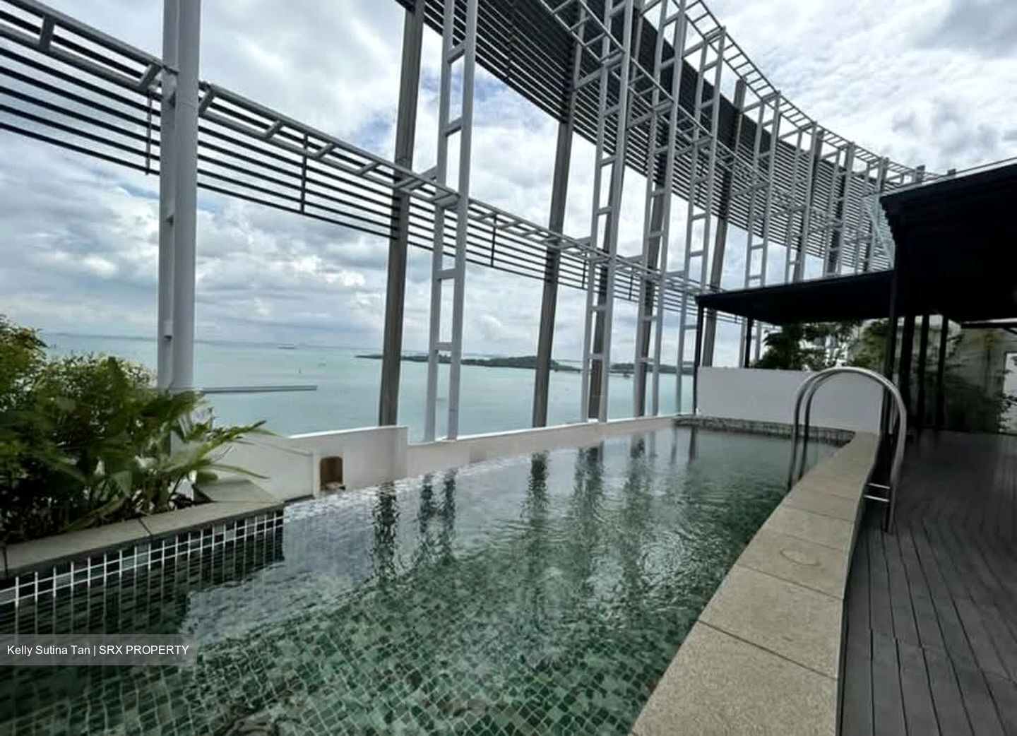 The Oceanfront @ Sentosa Cove (D4), Condominium #570592861